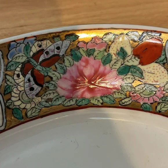 Vintage Chinese Famille Rose Porcelain Oval Dish